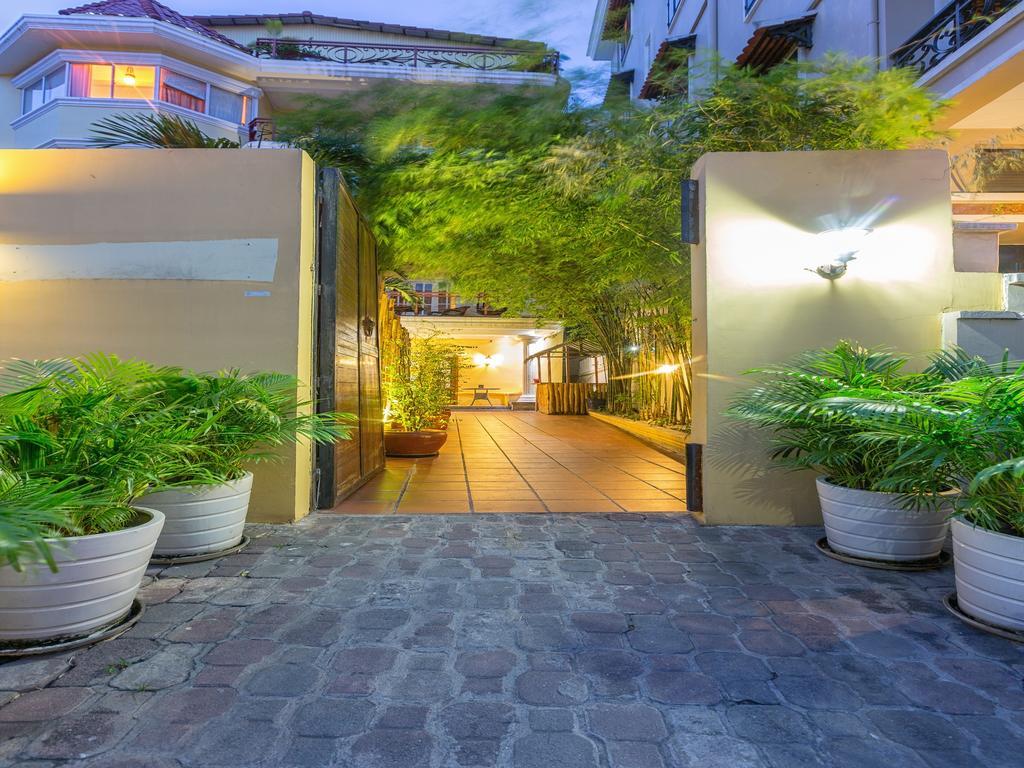 Jasmin Monument Hotel Phnom Penh Bagian luar foto