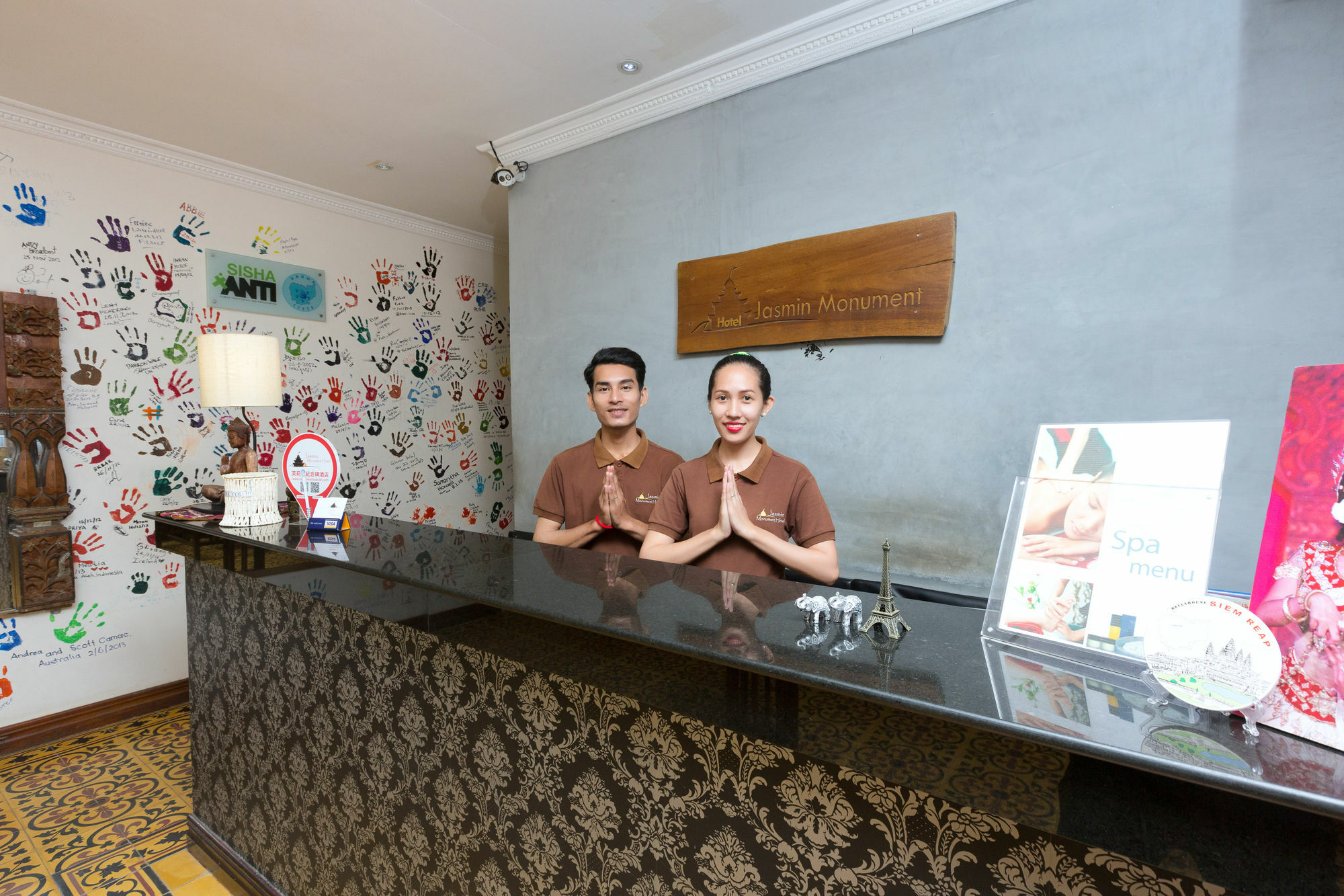 Jasmin Monument Hotel Phnom Penh Bagian luar foto